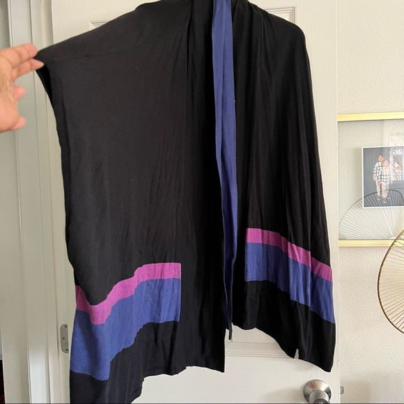 Sejour woman’s poncho  - Picture 6 of 6